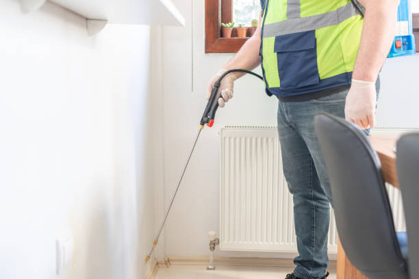 Best Commercial Pest Control Services  in Roslyn Estates, NY